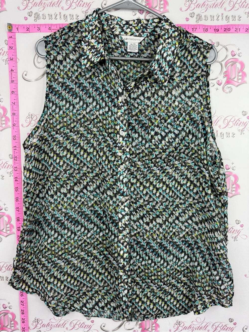 Liz Claiborne tank top buttons Black, Green & White Sleeveless Button-Front Top